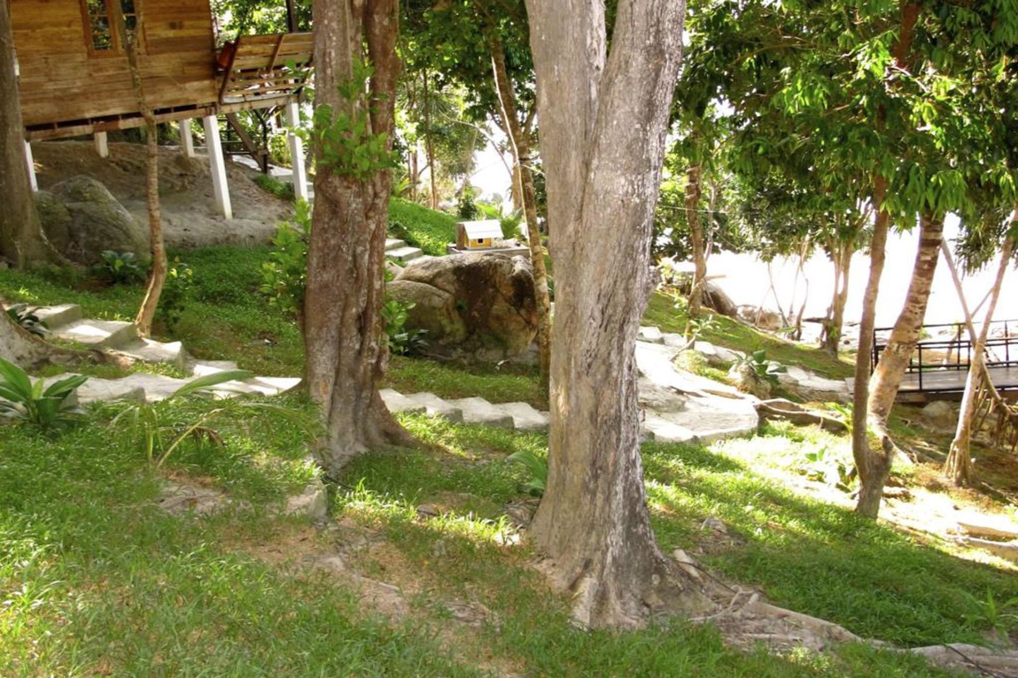 Pitiusas Beach Resort Koh Lipe Exterior foto